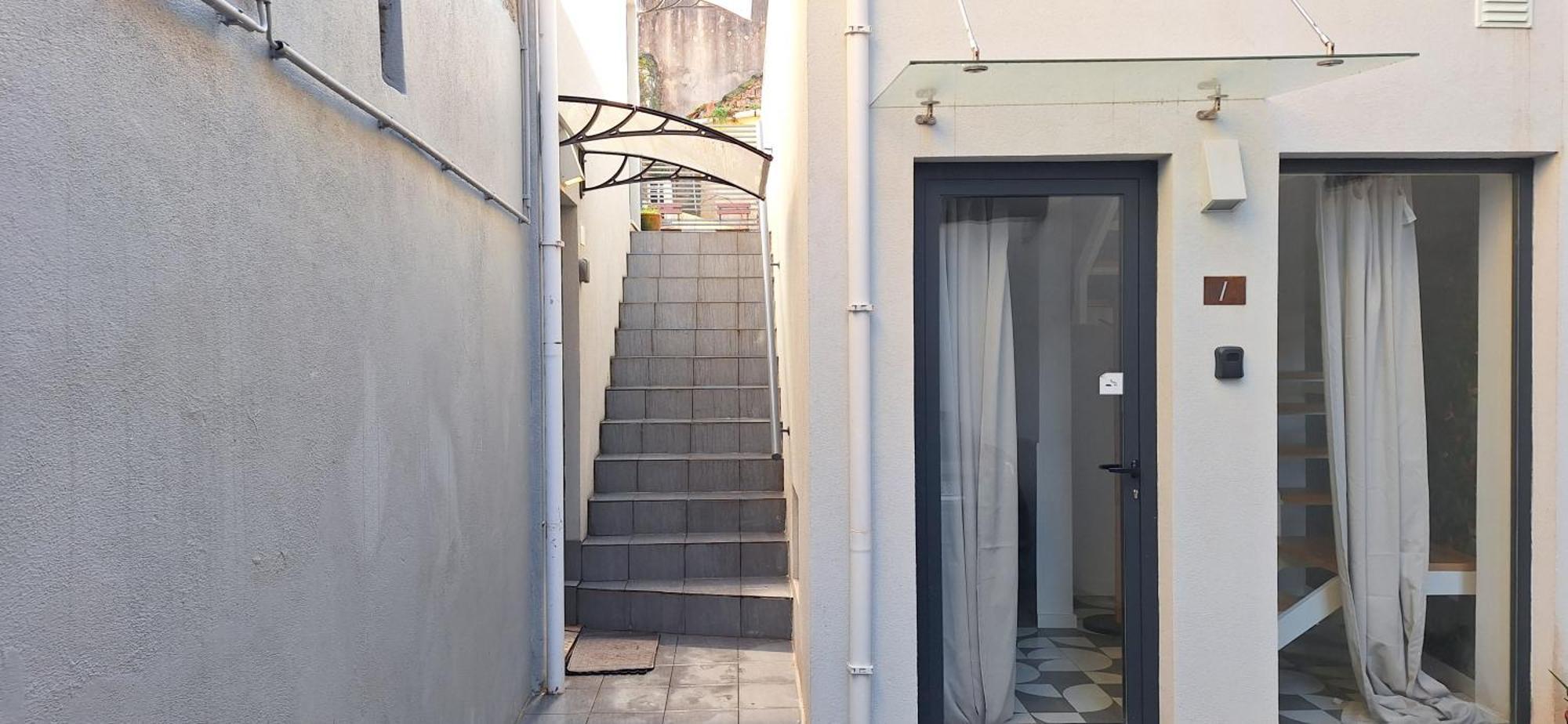 Terra The Garden Apartment *